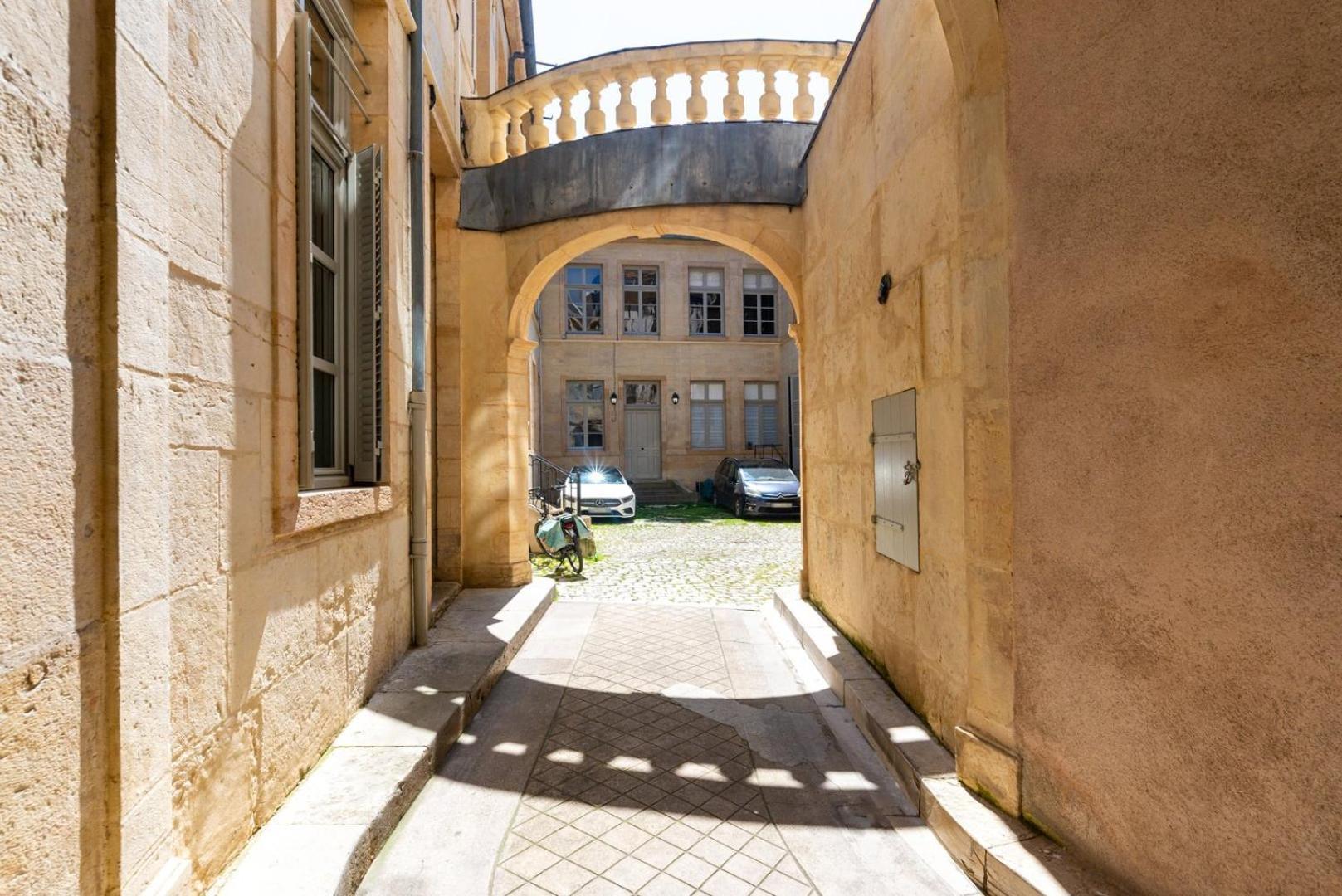 "De Bretagne" - Hotel Particulier Dijon Exterior photo